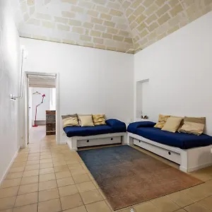 https://semplice-bnb-design-ciotta.sicilyhotelsitaly.net