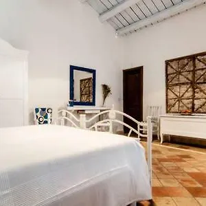  Apartment A 50 Passi Dal Tempio Di Apollo Italy