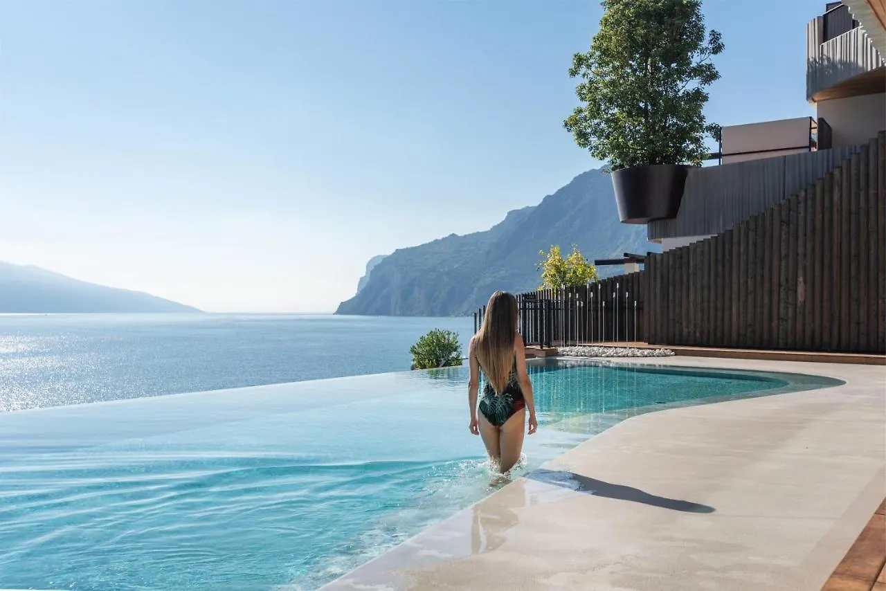 Eala My Lakeside Dream - Adults Friendly ليمونِ سول غاردا فندق